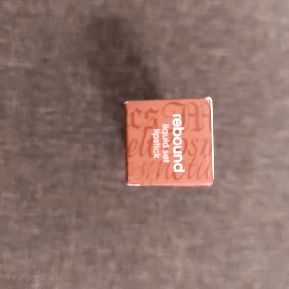 Melt Cosmetics Liquid Set Lipstick - Bold Red - Picture 5 of 5